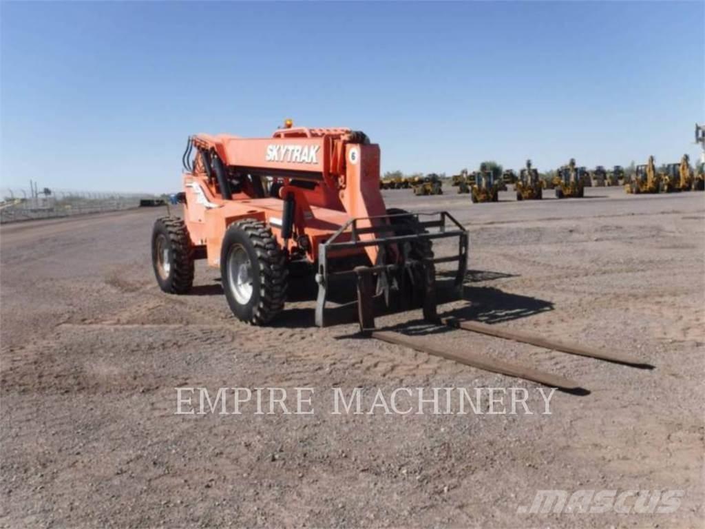 SkyTrak 6036 Knikarmhoogwerkers