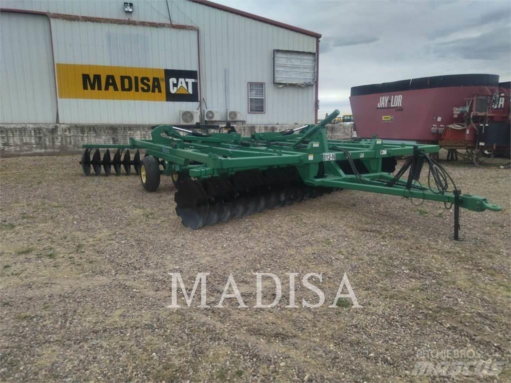 Wishek STEEL MFG 812N Scharen