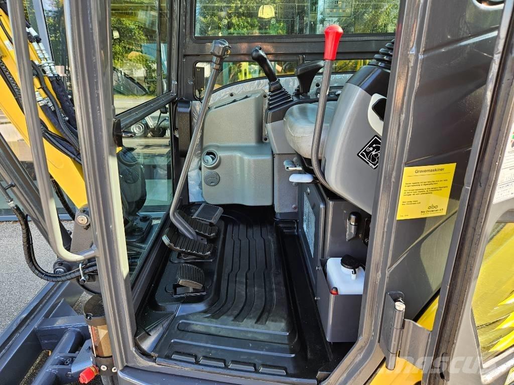 New Holland E 26 C Minigraafmachines < 7t