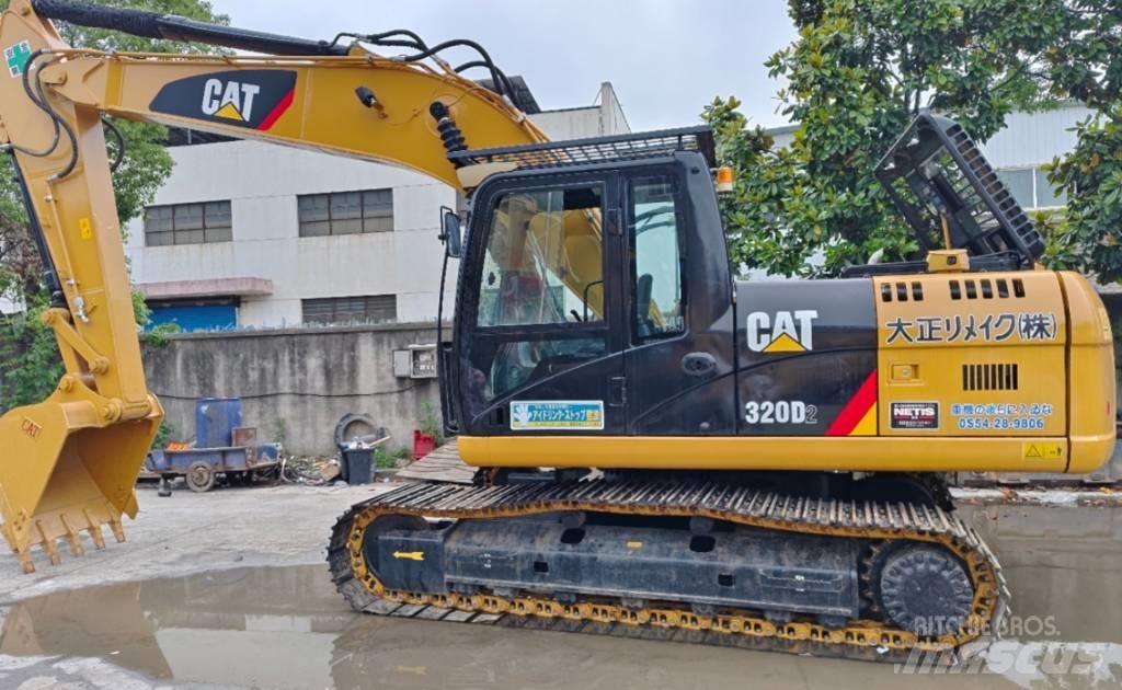 CAT 320 D2 Rupsgraafmachines