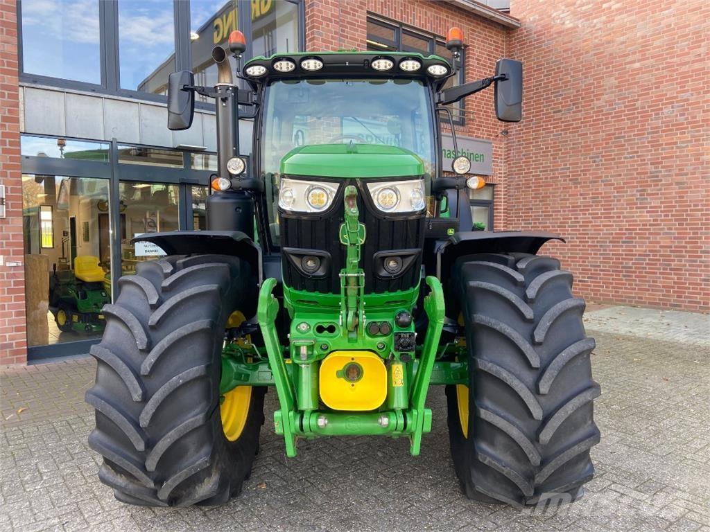 John Deere 6R185 Tractoren
