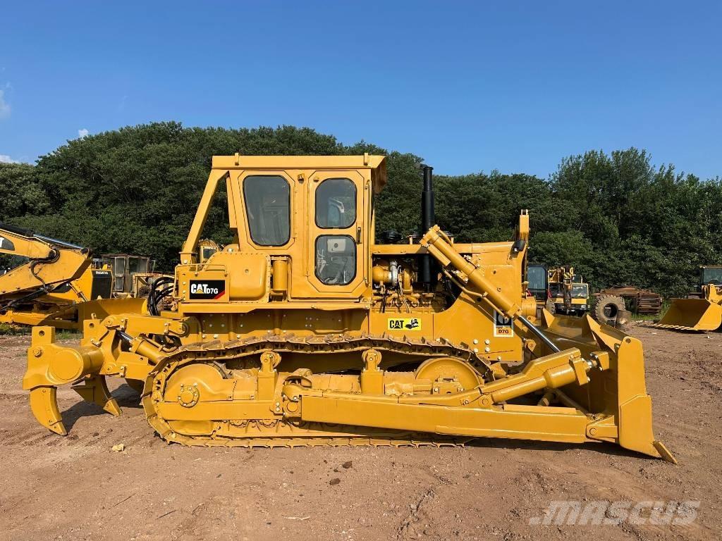 CAT D7G Rupsdozers