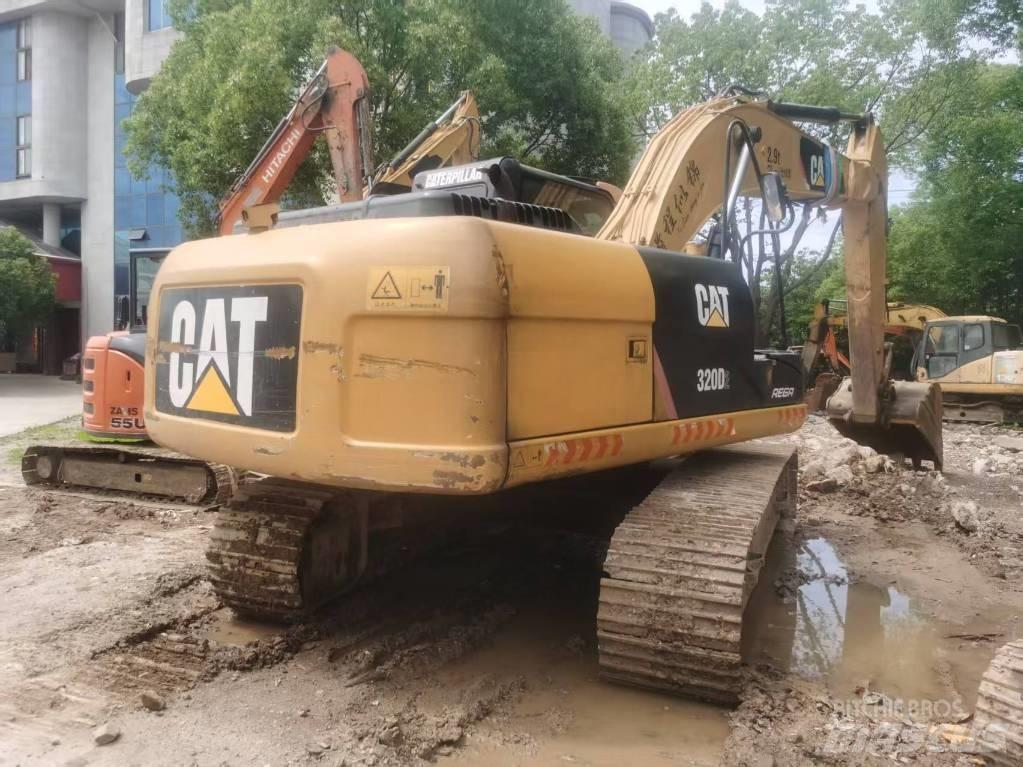CAT 320 D L Rupsgraafmachines