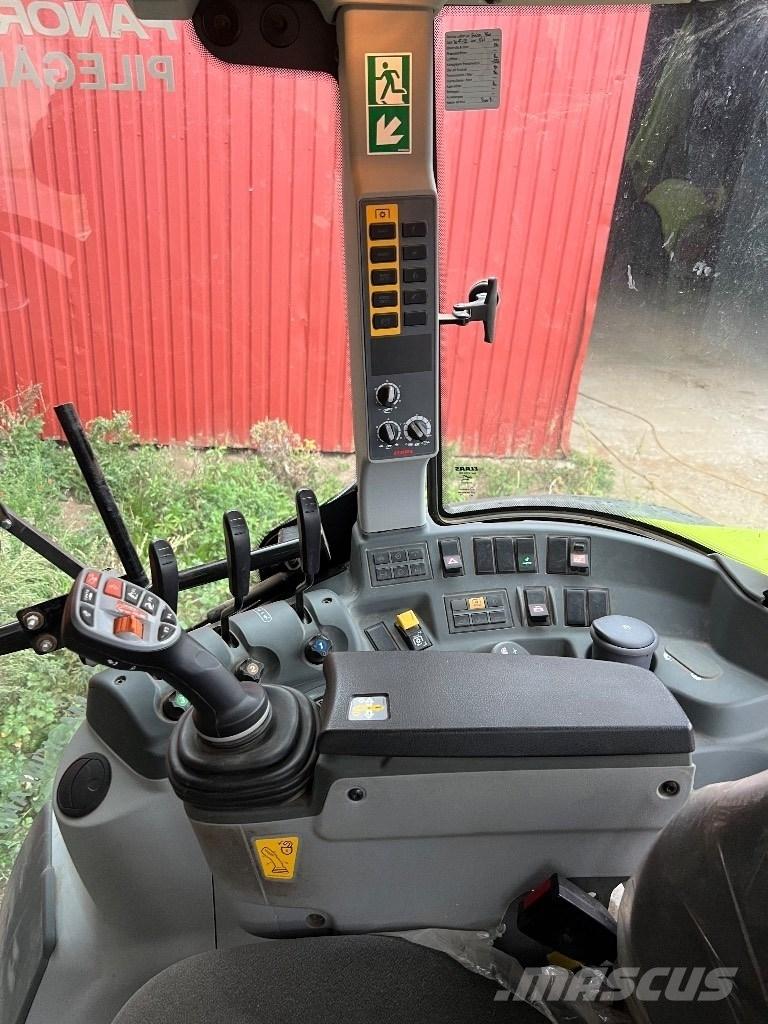 CLAAS Arion 460 CIS Tractoren