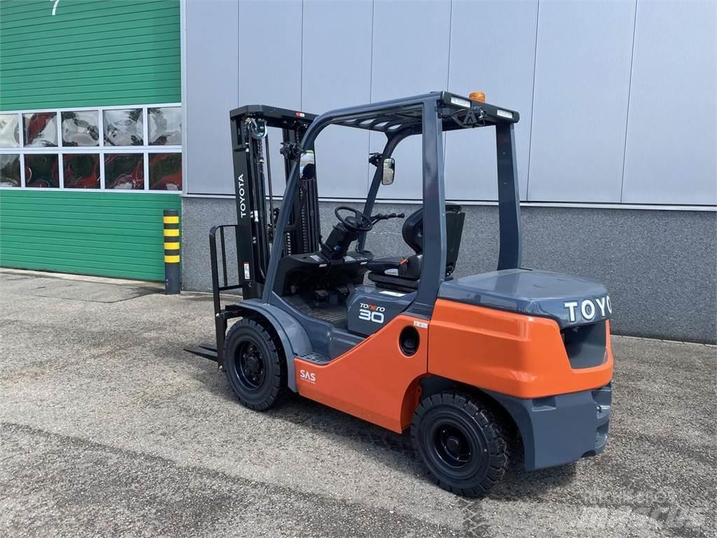 Toyota 52-8FDF30 Diesel heftrucks