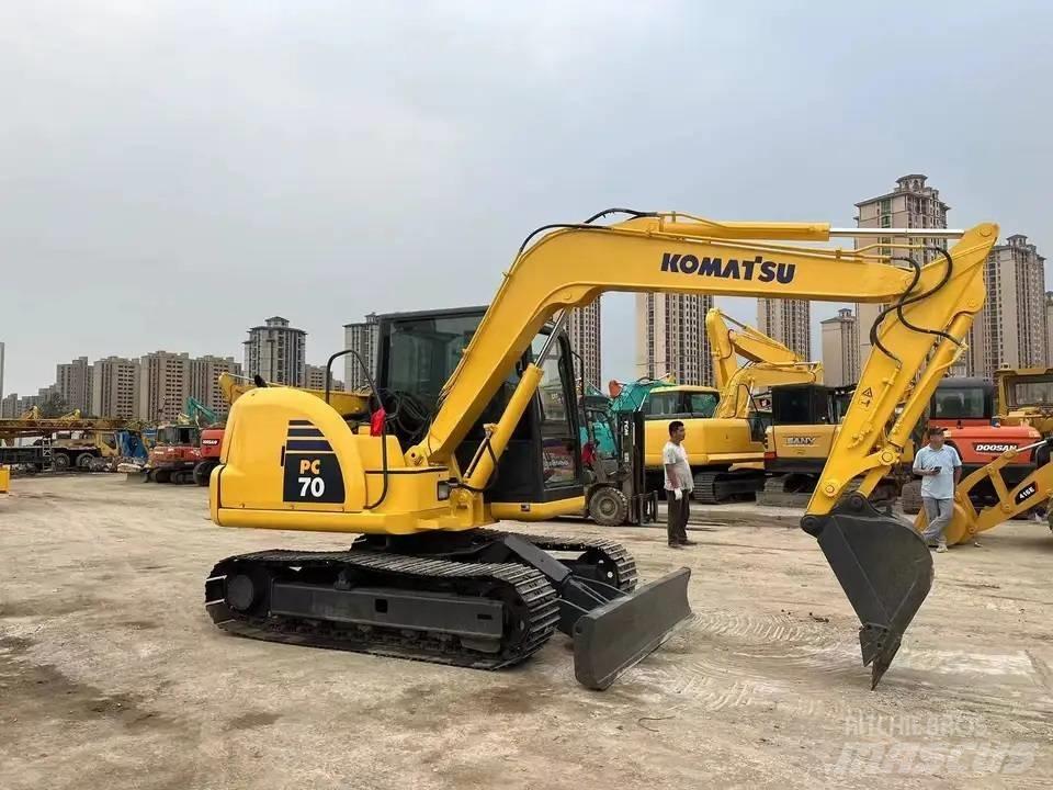 Komatsu PC 70-8 Minigraafmachines < 7t