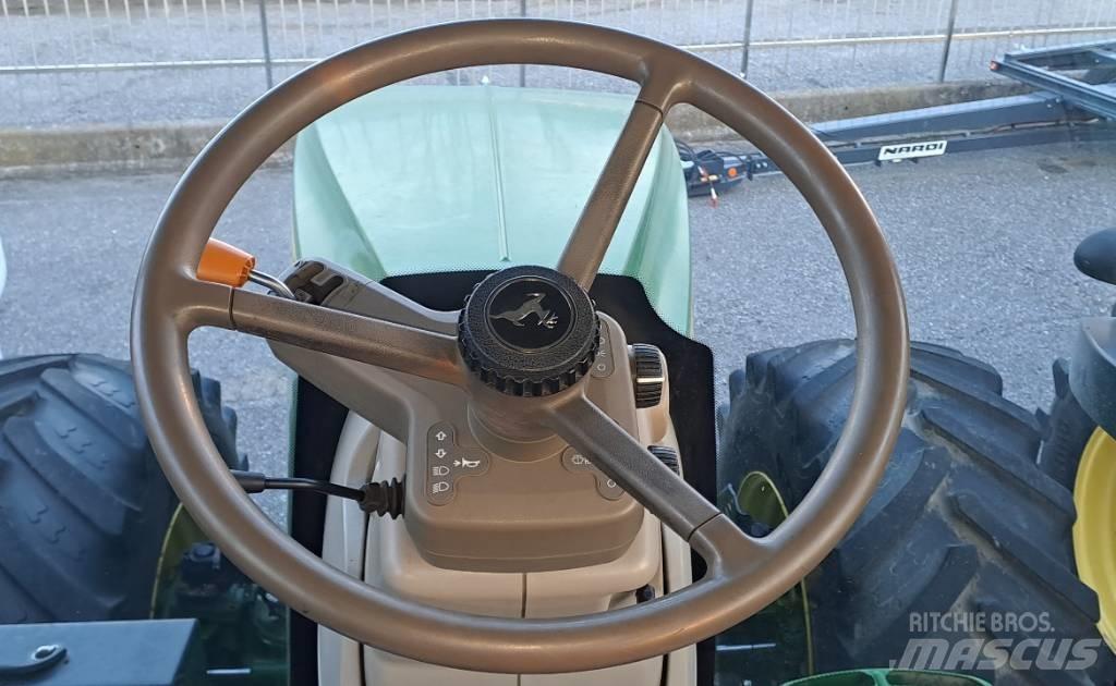 John Deere 7230 R Tractoren