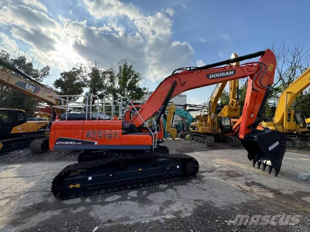 Doosan DX300LC Rupsgraafmachines