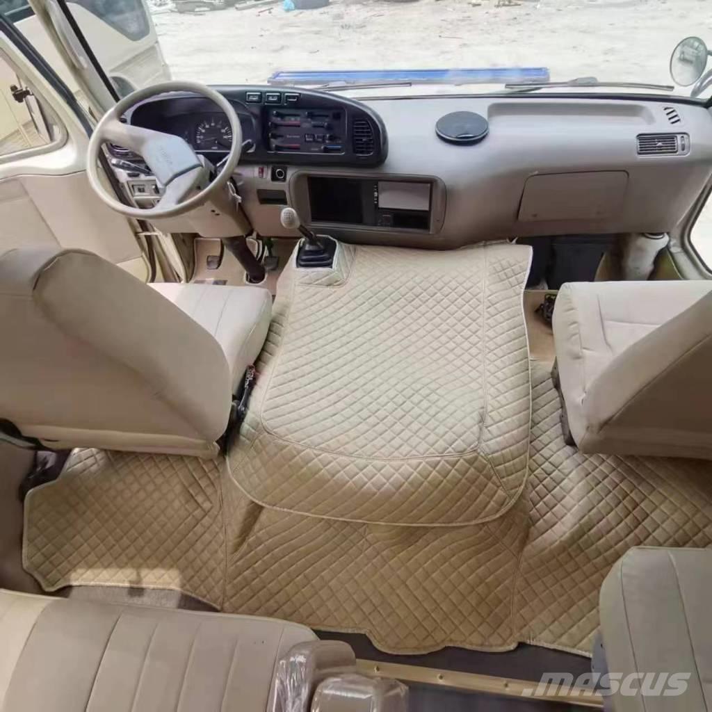 Toyota Coaster Bus Minibussen