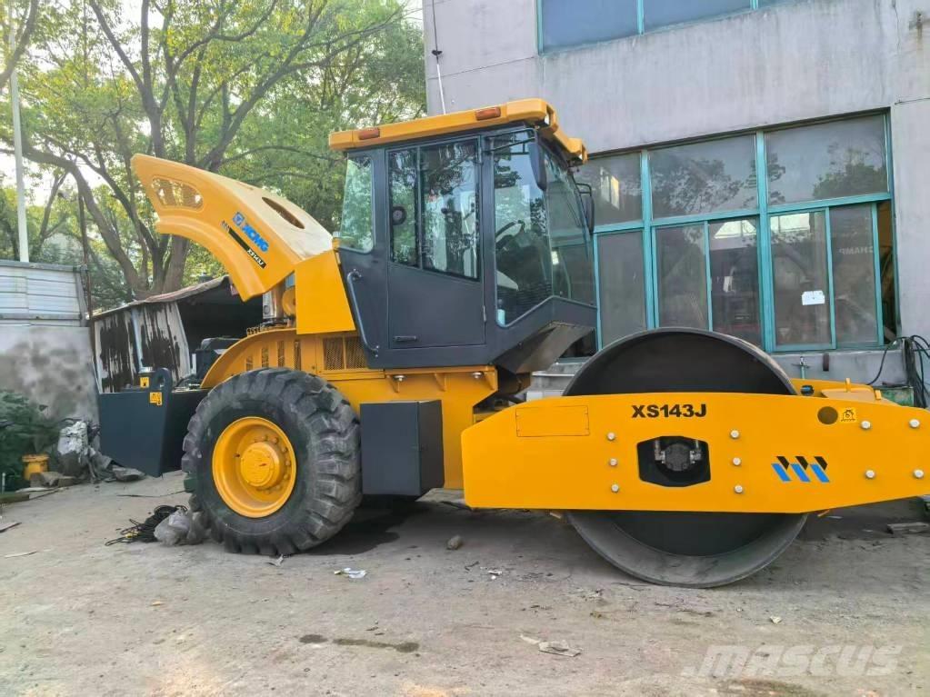 XCMG XS142J Trilrolwalsen