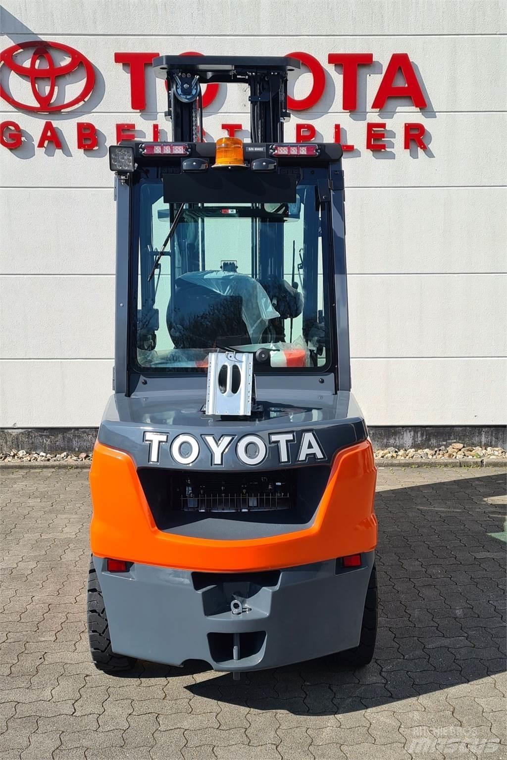 Toyota 52-8FDJF35 Diesel heftrucks