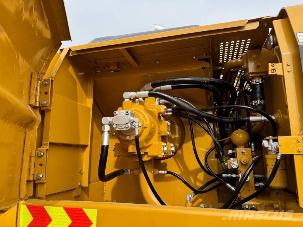 CAT 320 B Rupsgraafmachines