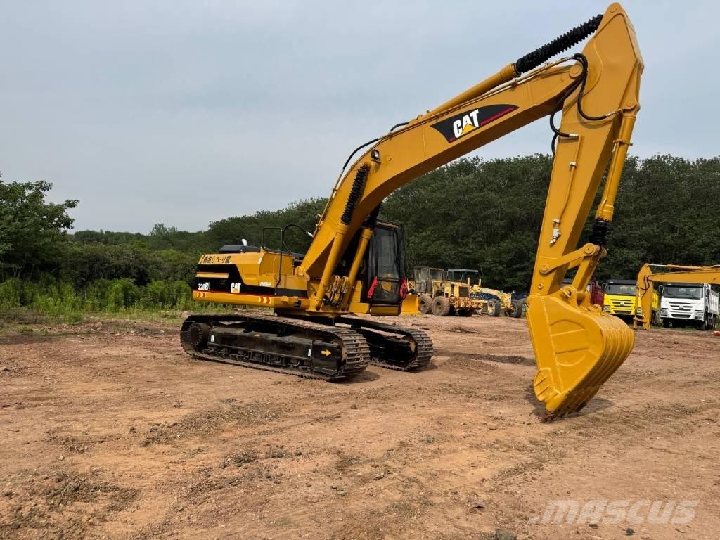 CAT 320 B Rupsgraafmachines