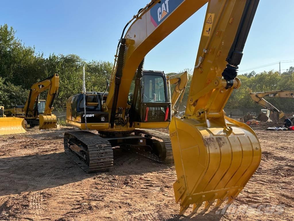 CAT 320 D L Rupsgraafmachines