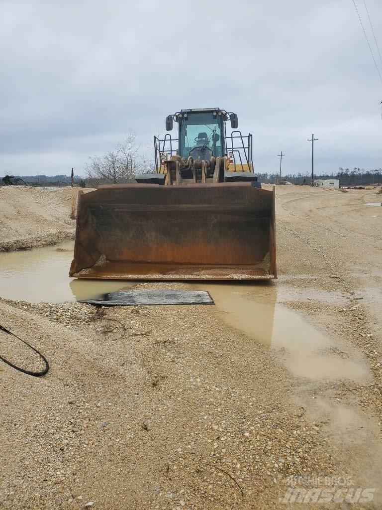 John Deere 844 K Wielladers