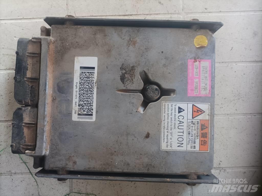 Hitachi ZX 350 LC-6 Electronics