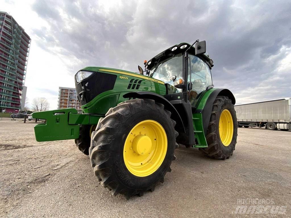 John Deere 6150R Tractoren
