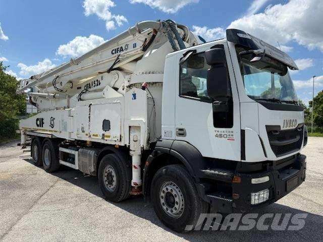 Iveco Trakker 450 Anders