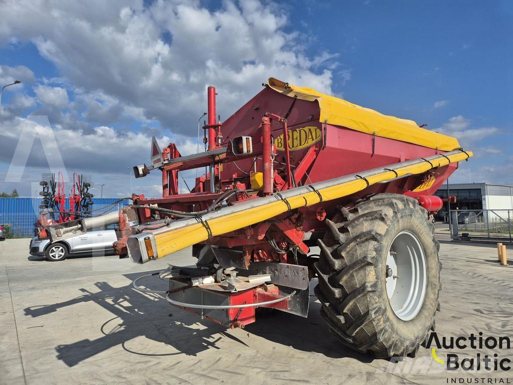 Bredal K 105 Kunstmeststrooiers