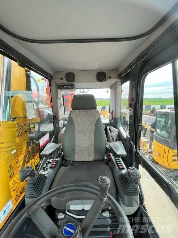 Komatsu PW 148-11 Wielgraafmachines