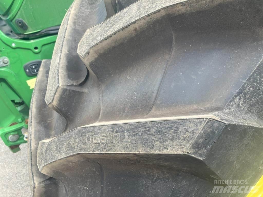 John Deere 6250R Tractoren