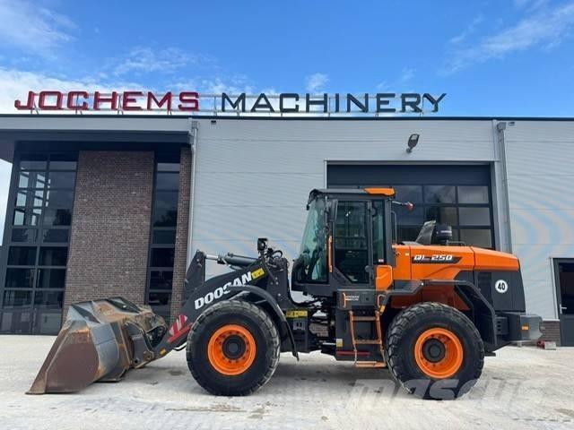 Doosan DL 250-7 Wielladers