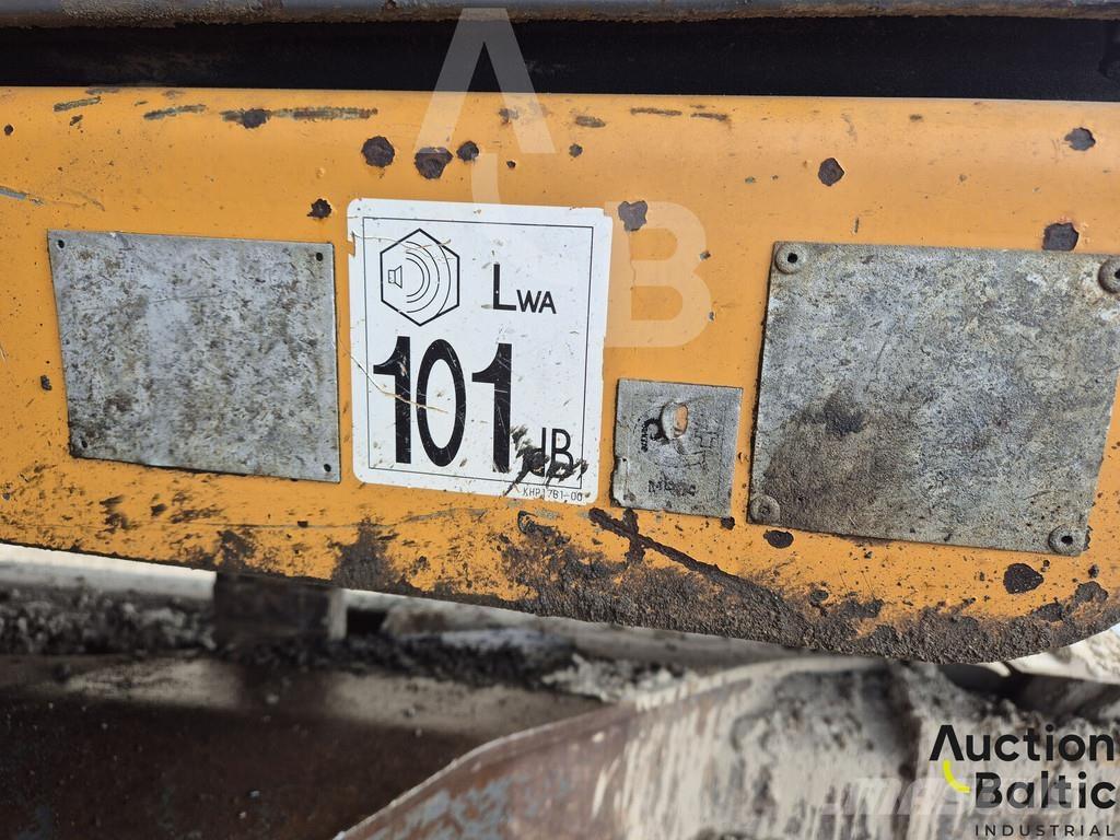 CASE CX 210 B Rupsgraafmachines