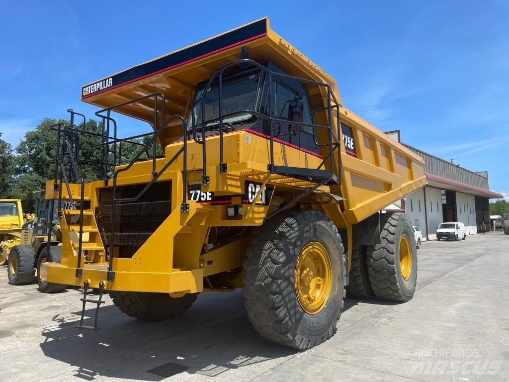 CAT Dumper 775E Starre dumpers