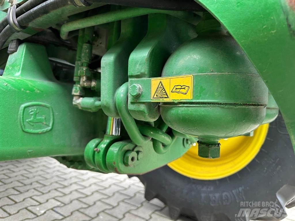 John Deere 6920 S Tractoren