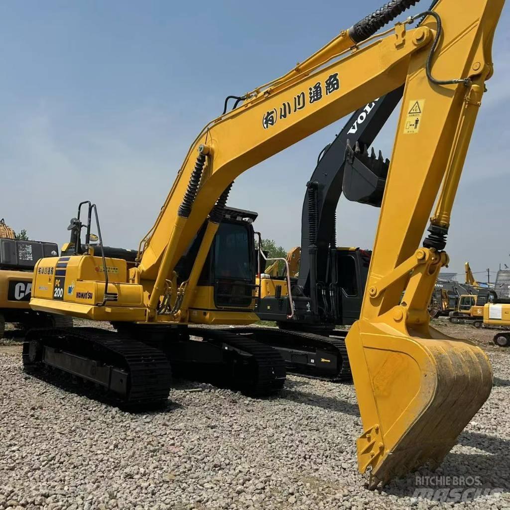 Komatsu PC 200-8 Rupsgraafmachines