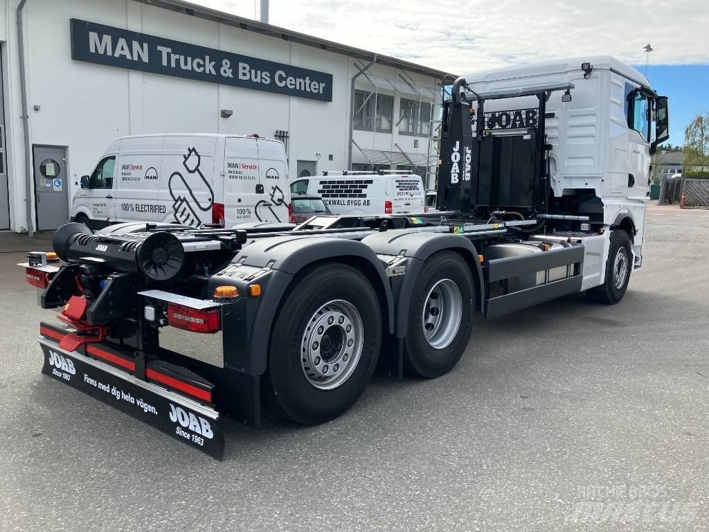MAN TGX 26.520 Vrachtwagen met containersysteem