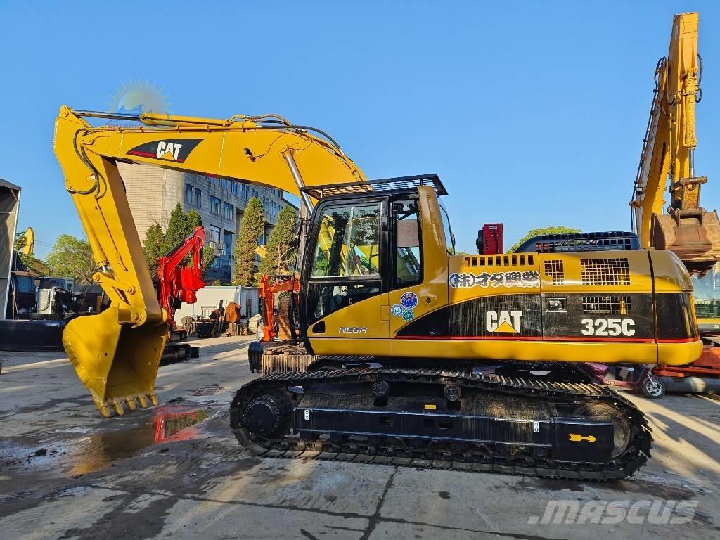 CAT 325 C Rupsgraafmachines