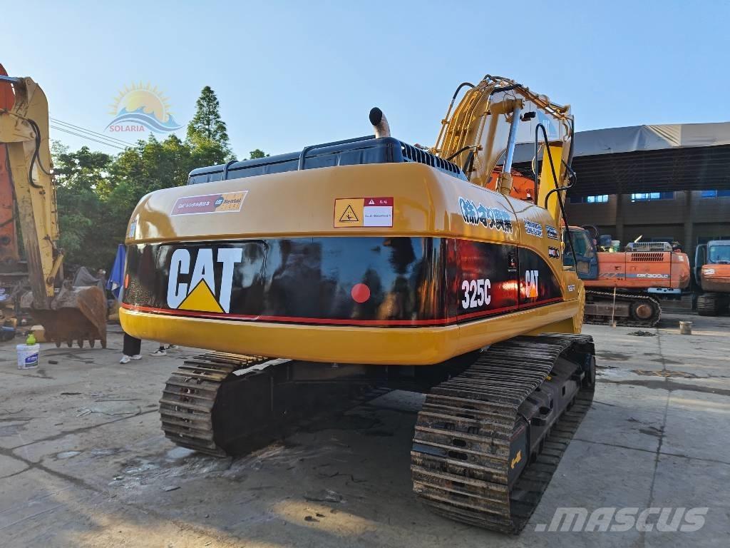 CAT 325 C Rupsgraafmachines