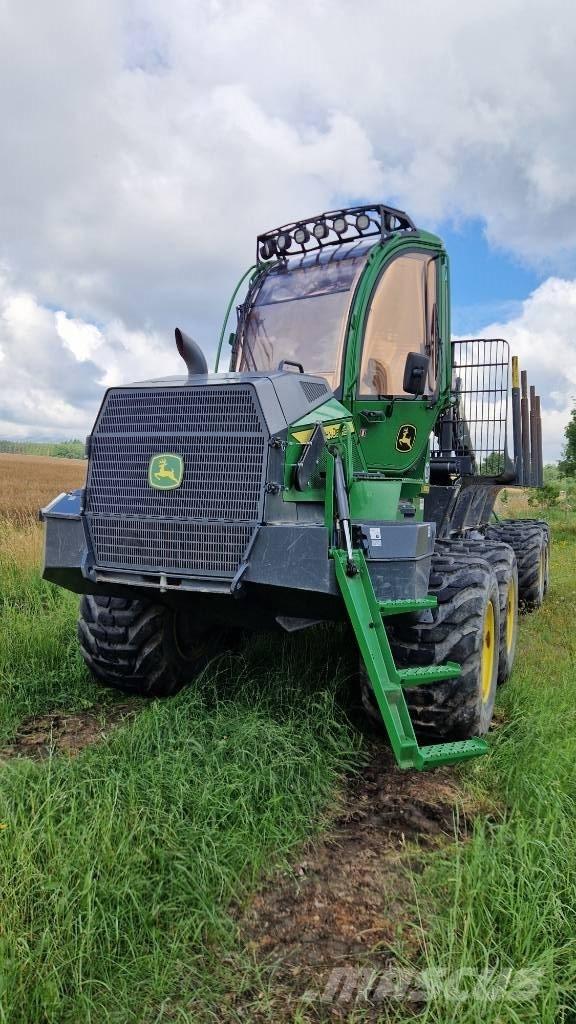 John Deere 1010G Uitrijwagens