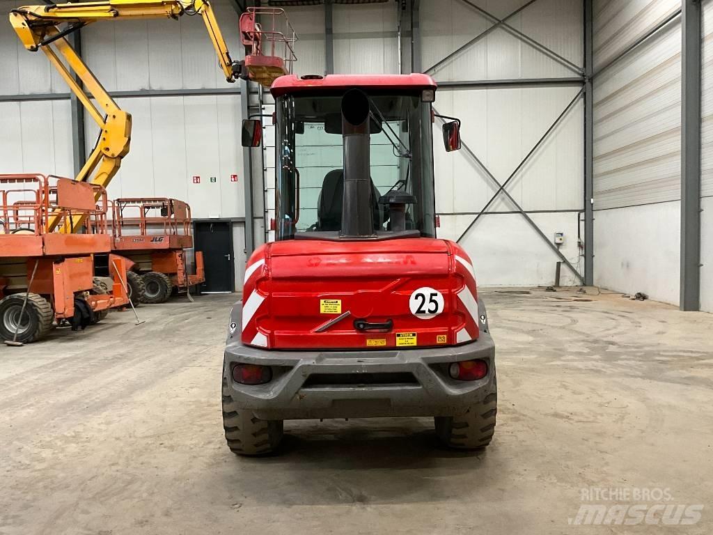 Volvo L 30 G Wielladers