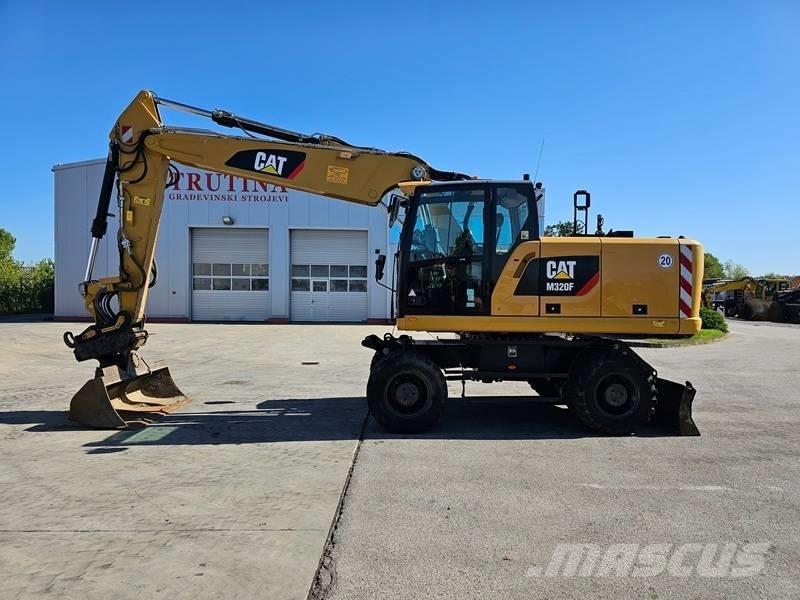 CAT M 320F Wielgraafmachines