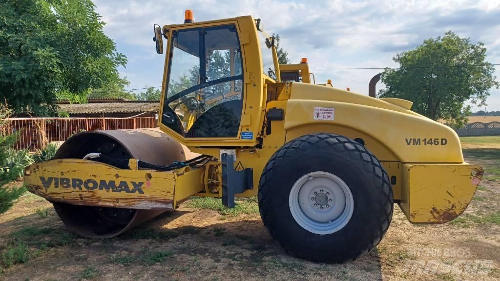 JCB VM 146 Trilrolwalsen