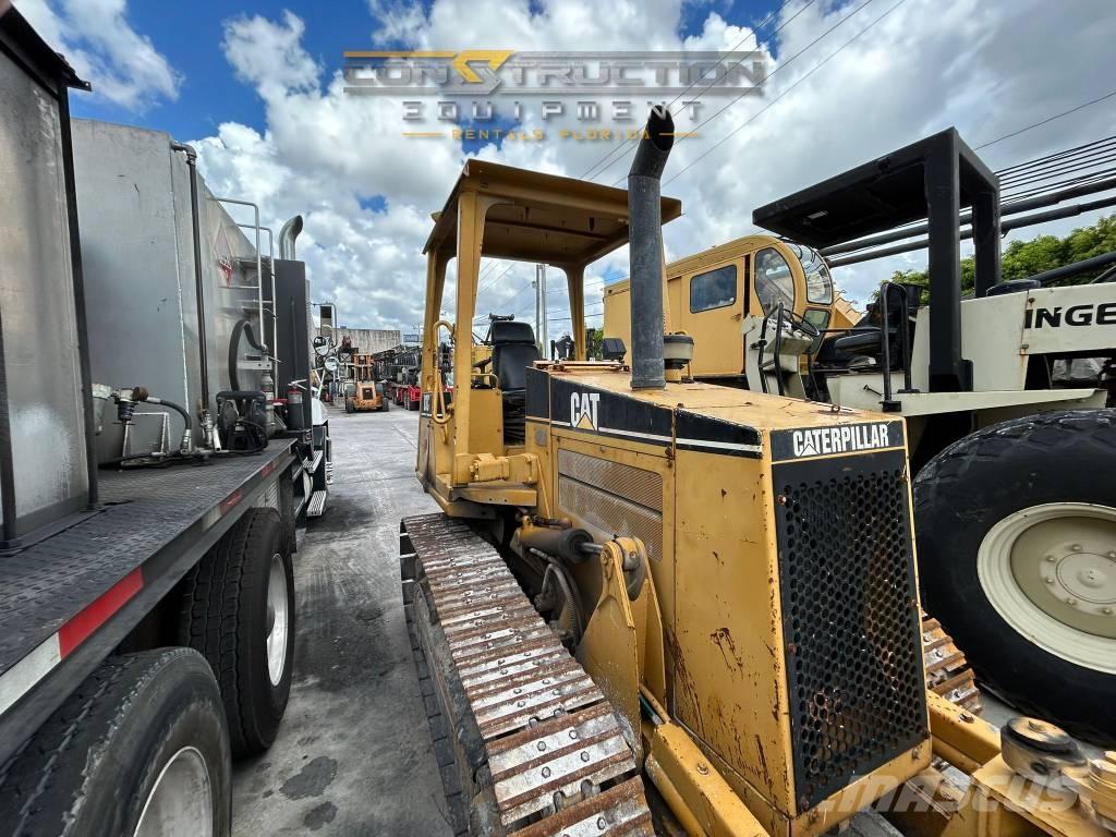 CAT D 3 C III Rupsdozers