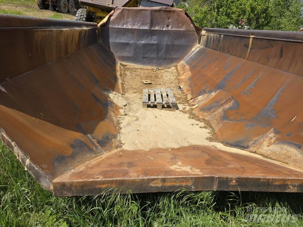 Bell części B 30 D Knik dumptrucks