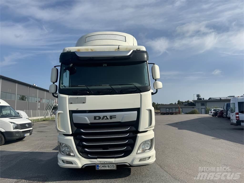 DAF XF 530 FAR Chassis met cabine