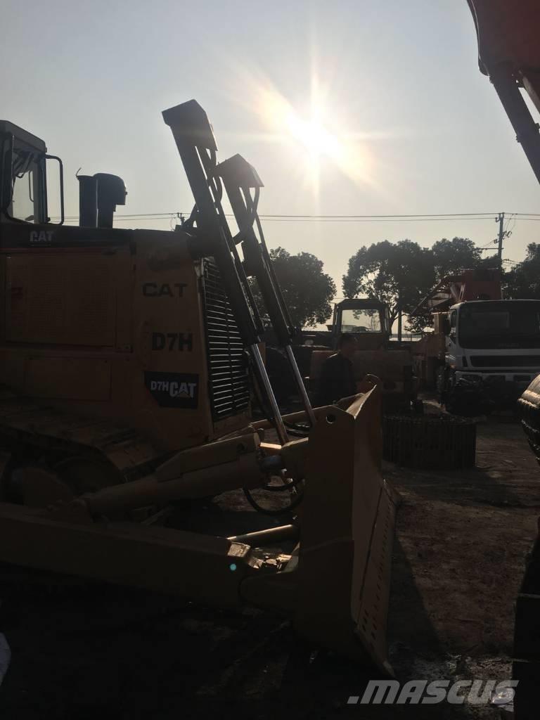 CAT D7H Rupsdozers