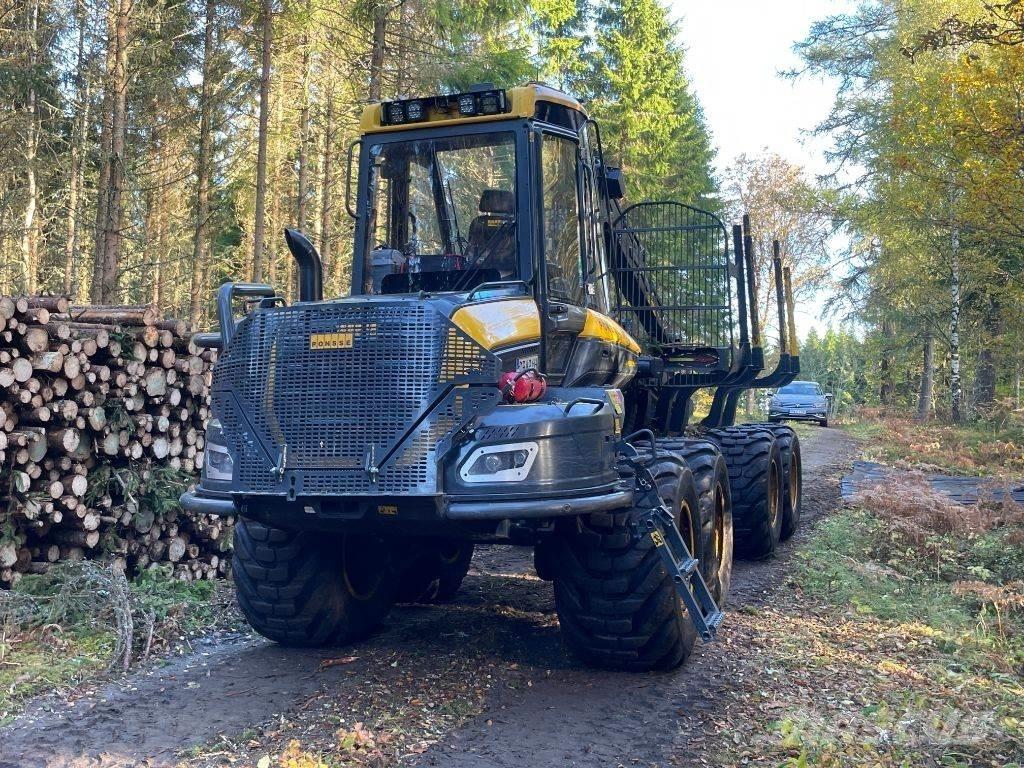 Ponsse Wisent Uitrijwagens