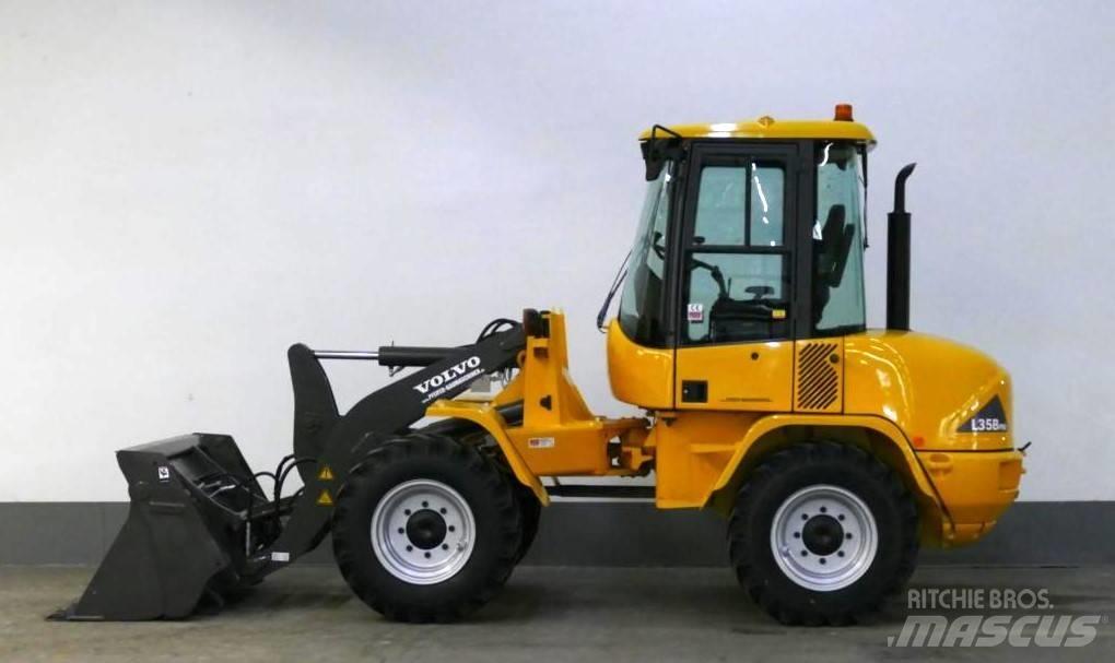 Volvo L 35 B - Z - 4x4 Wielladers