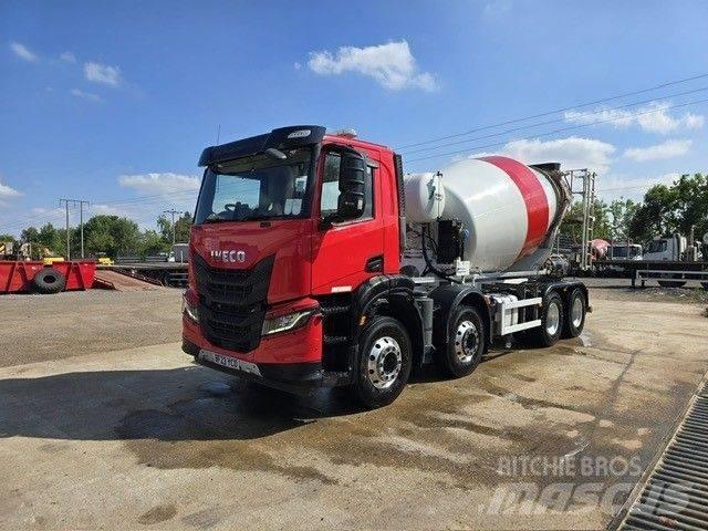 Iveco X-Way 420 Betonmixers en pompen