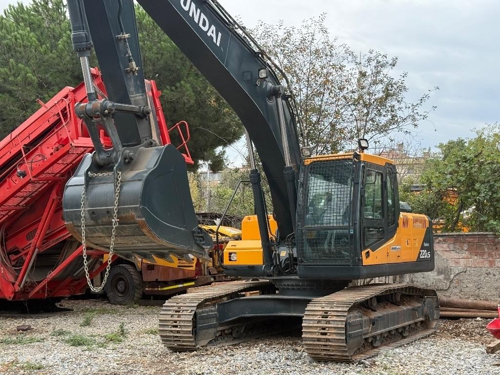 Hyundai Robex 220 LS Rupsgraafmachines