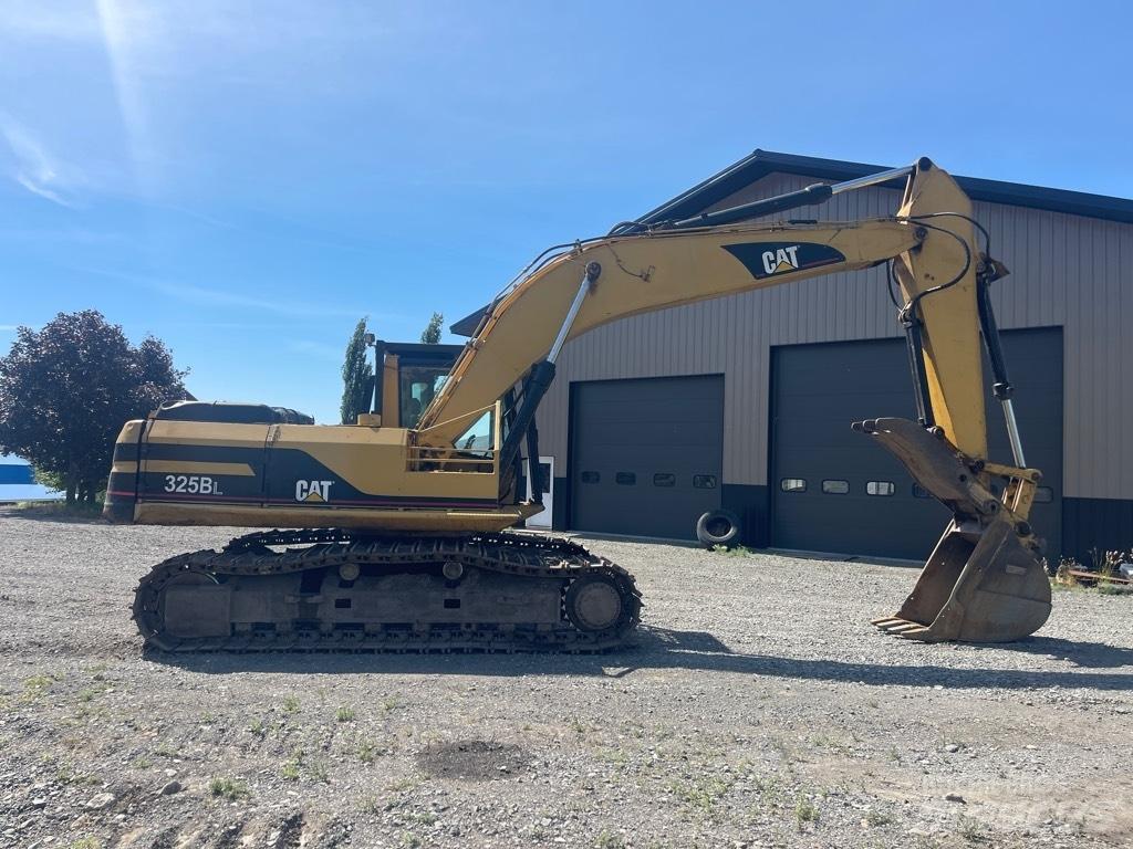 CAT 325 B L Rupsgraafmachines