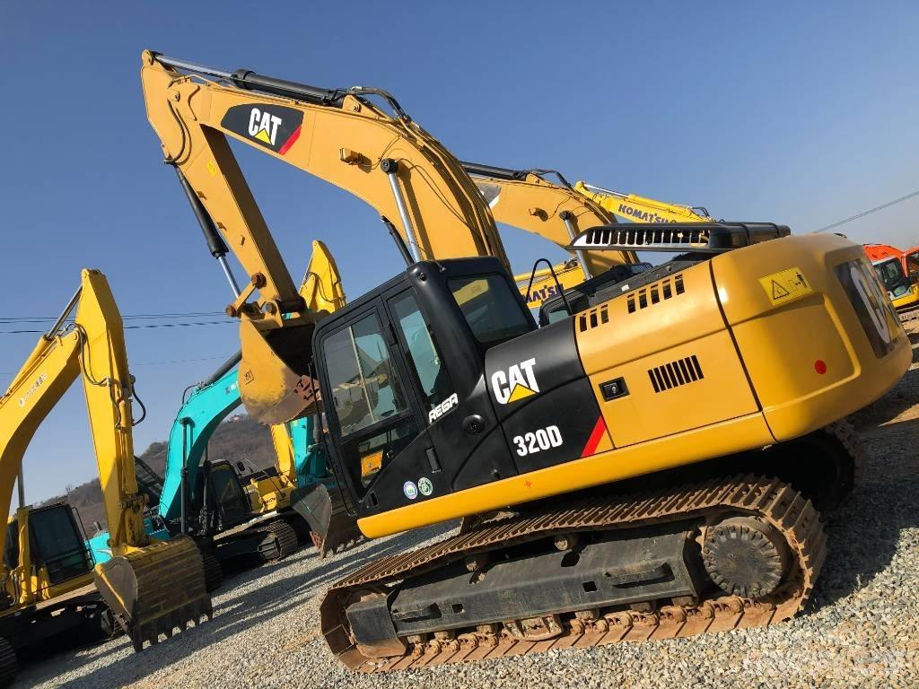 CAT 320 D Rupsgraafmachines