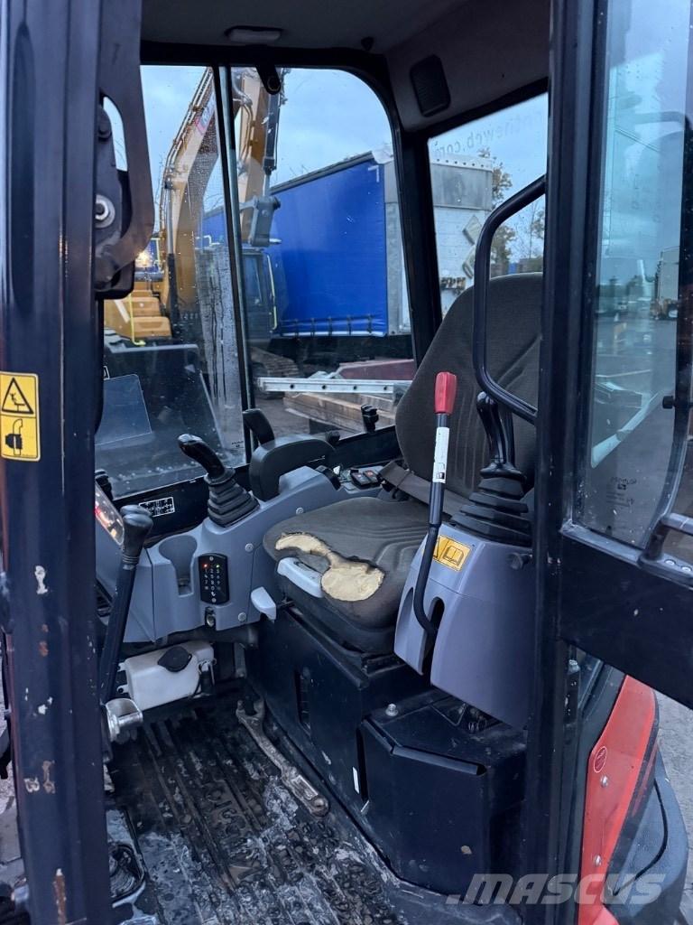 Kubota U 27-4 Minigraafmachines < 7t