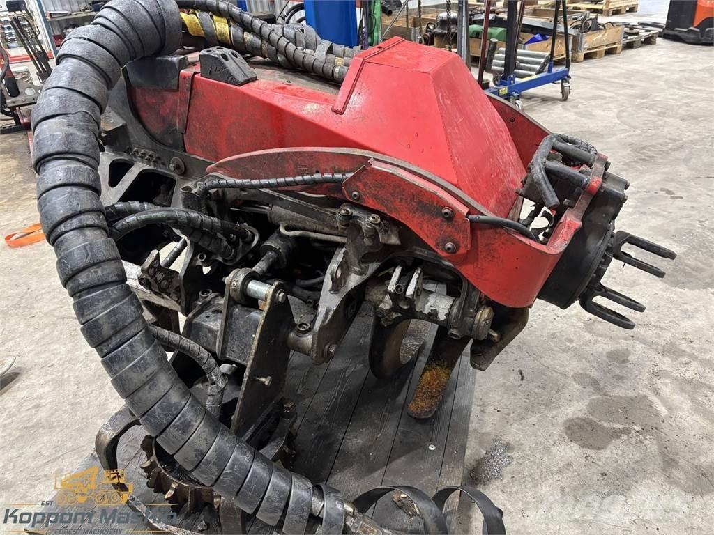 Komatsu C144 Boomvelkoppen