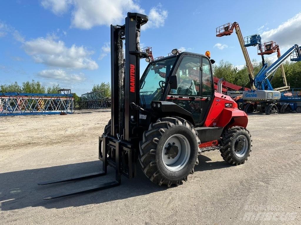 Manitou M 30.4 Vorkheftruck voor zwaar terrein